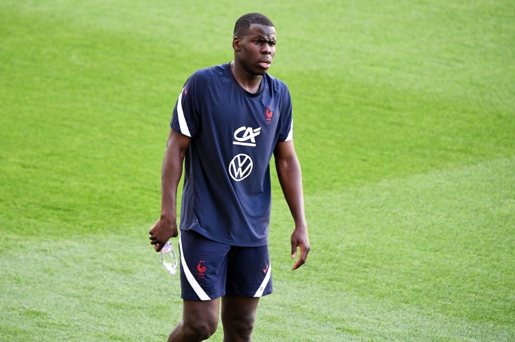 世界杯官网直播软件-罗马尼亚媒体：祖马曾和哈萨克斯坦球队谈判 要求35万欧年薪+奖金