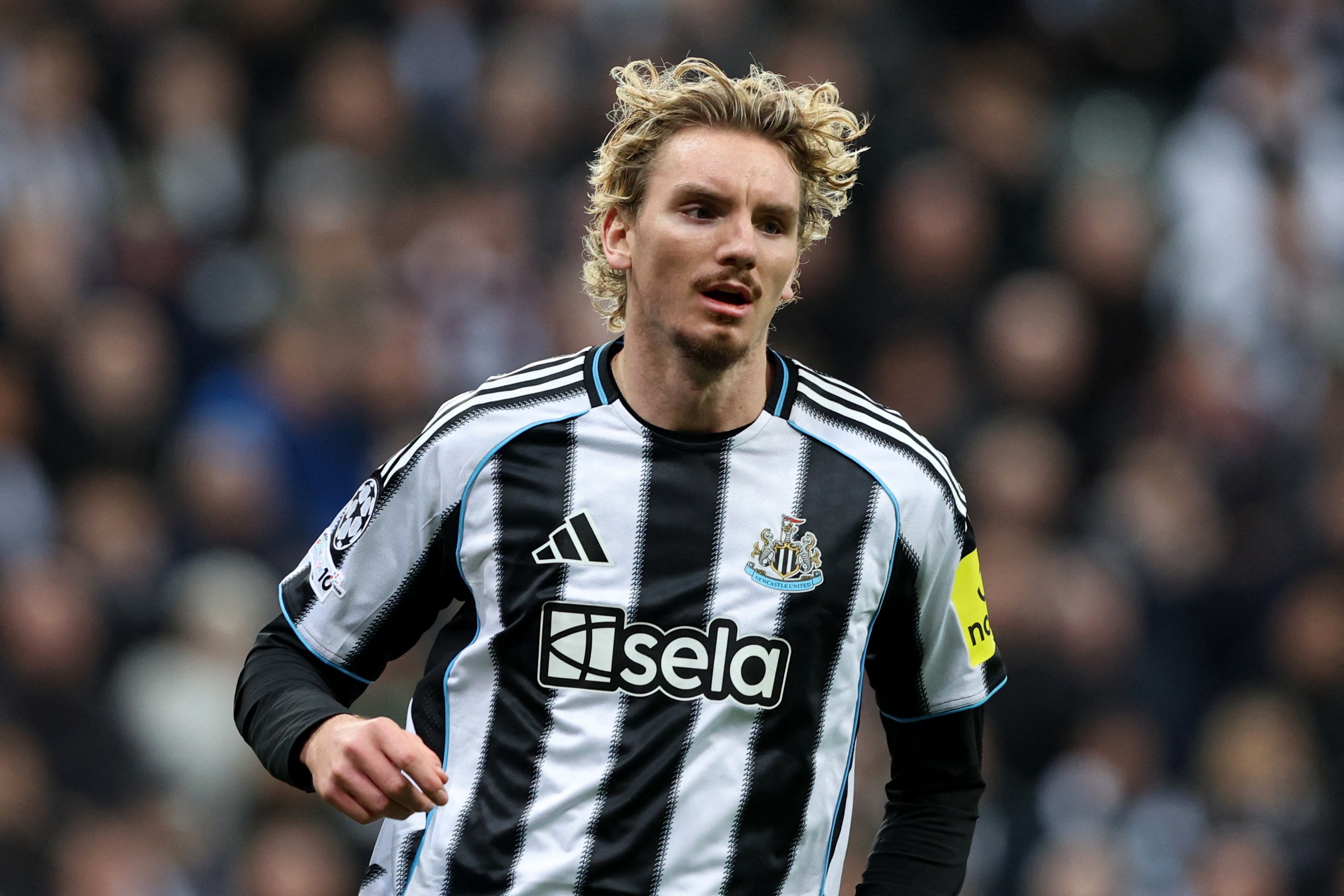 世界杯手机版下载入口-记者：沃尔特马德出战曼联存疑，麦利、克拉夫特、沙尔缺席