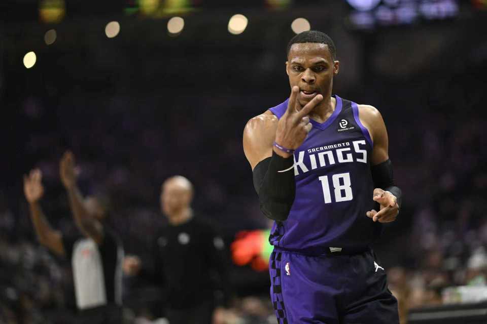 威少时隔7年26+6+6三分！国王灭奇才首次4连胜 小萨时隔27场复出