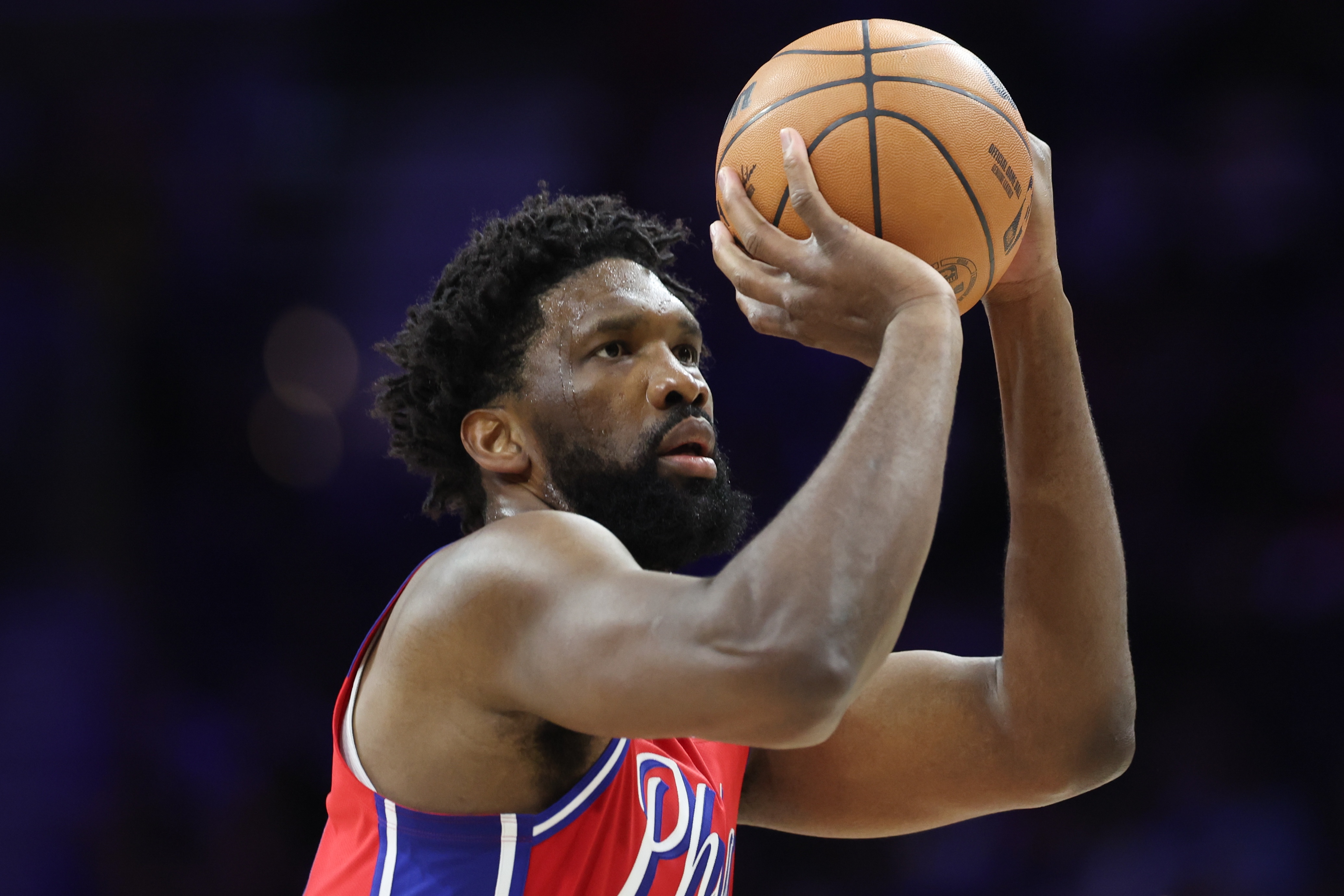 世界杯直播平台-76人客战黄蜂 恩比德与乔治因伤病管理均将缺席